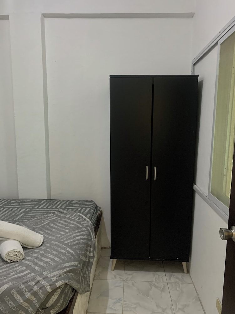1 BEDROOM, CONDO