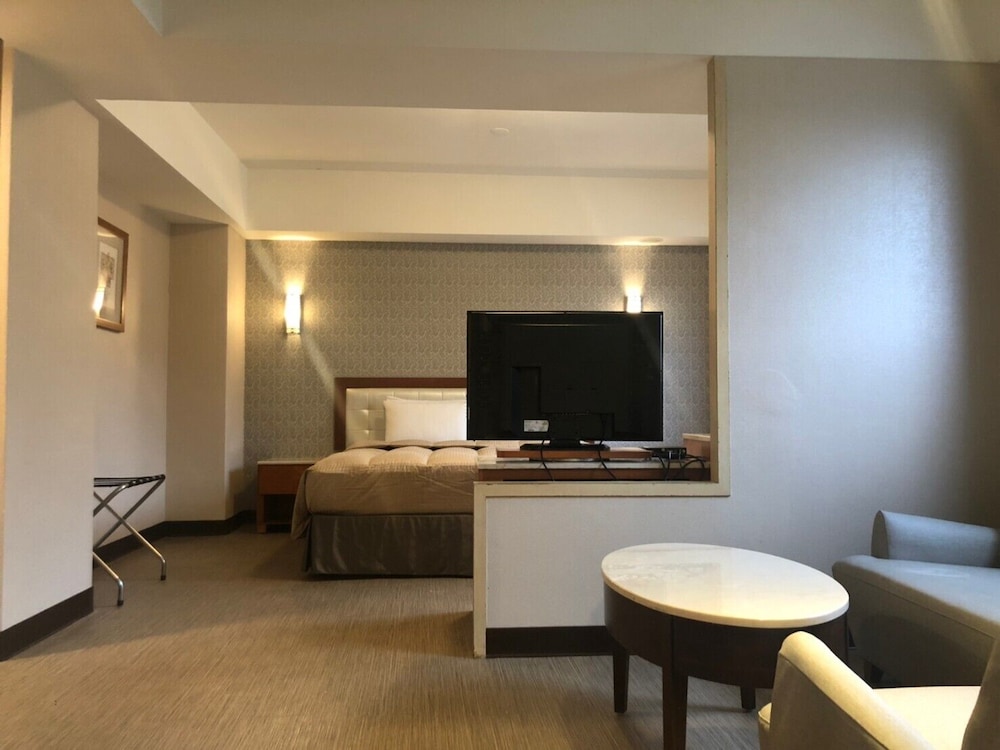 Doitsu Hotel 39/48