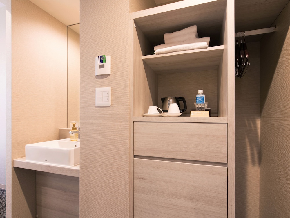 S.Training Center Hotel 9/58