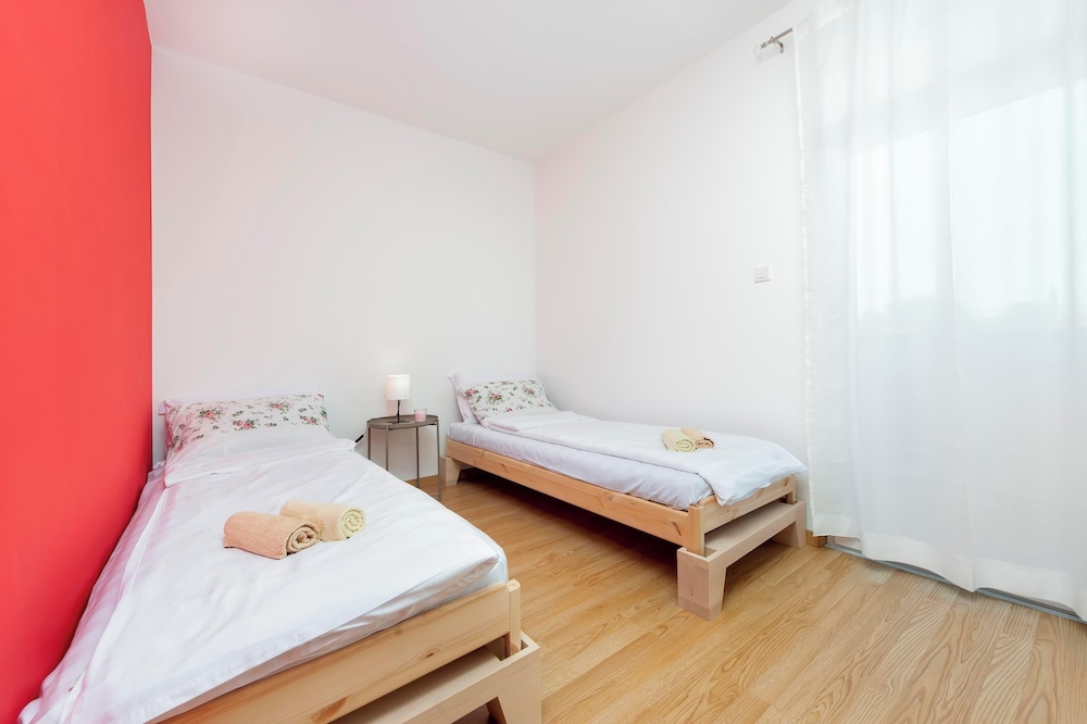 APARTMENT SENA 17/50