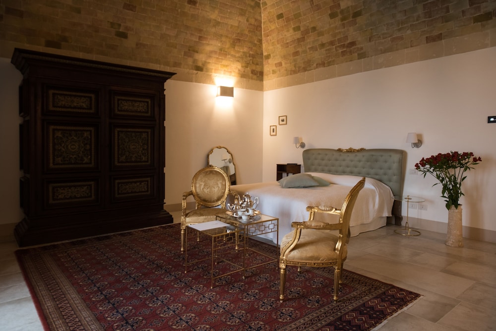 Masseria Fontana Di Vite 40/63