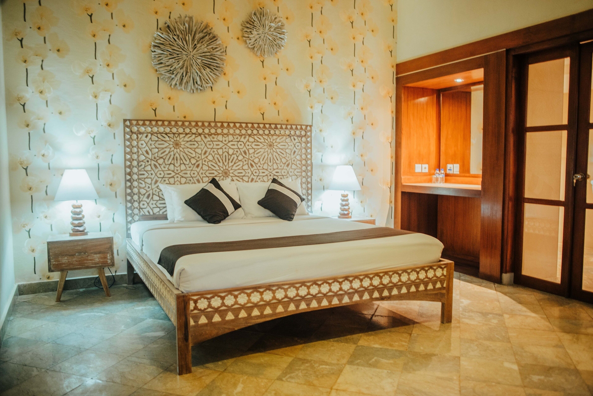 1 BEDROOM VILLA