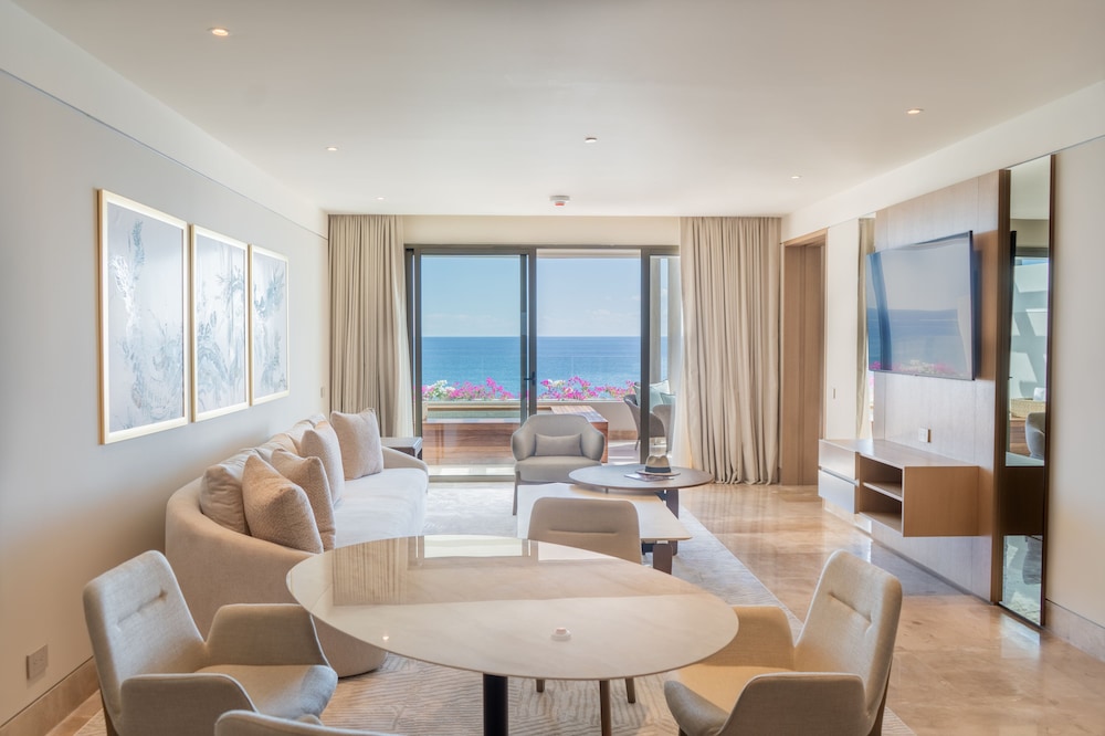Grand Velas Boutique Hotel 85/104