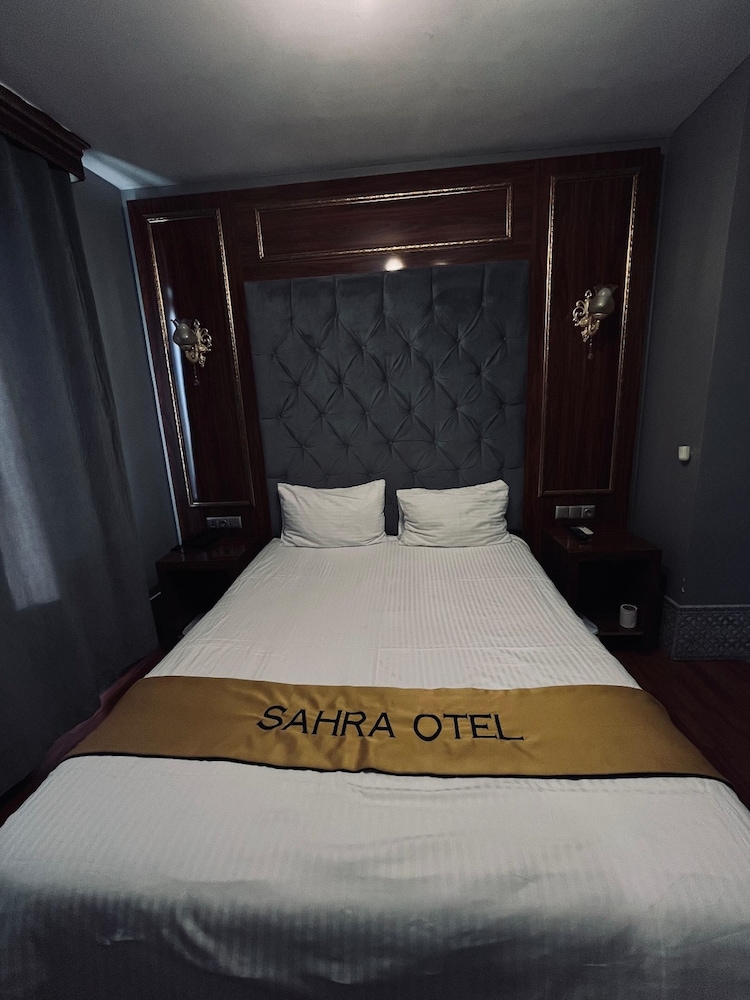 Sahra Airport Hotel 33/56