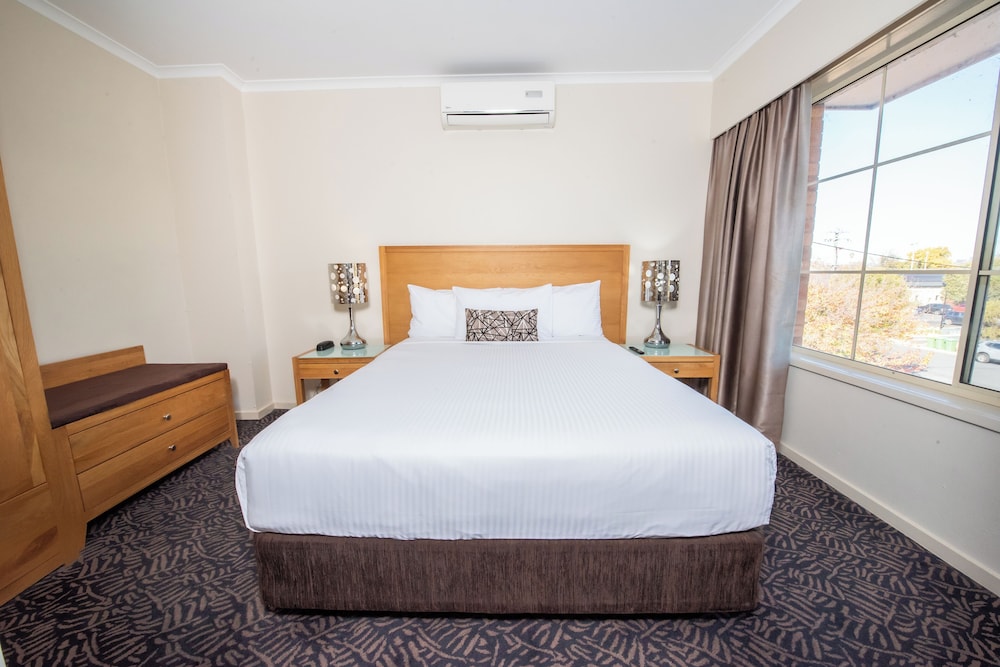Apartment, Queen Bed, Balcony, Kitchen