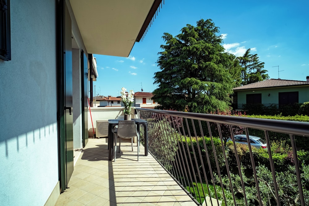 Acqua Resorts 35/40