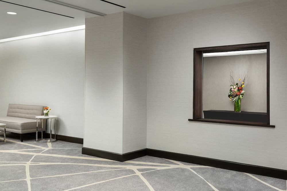 Hyatt Regency Bethesda 25/84