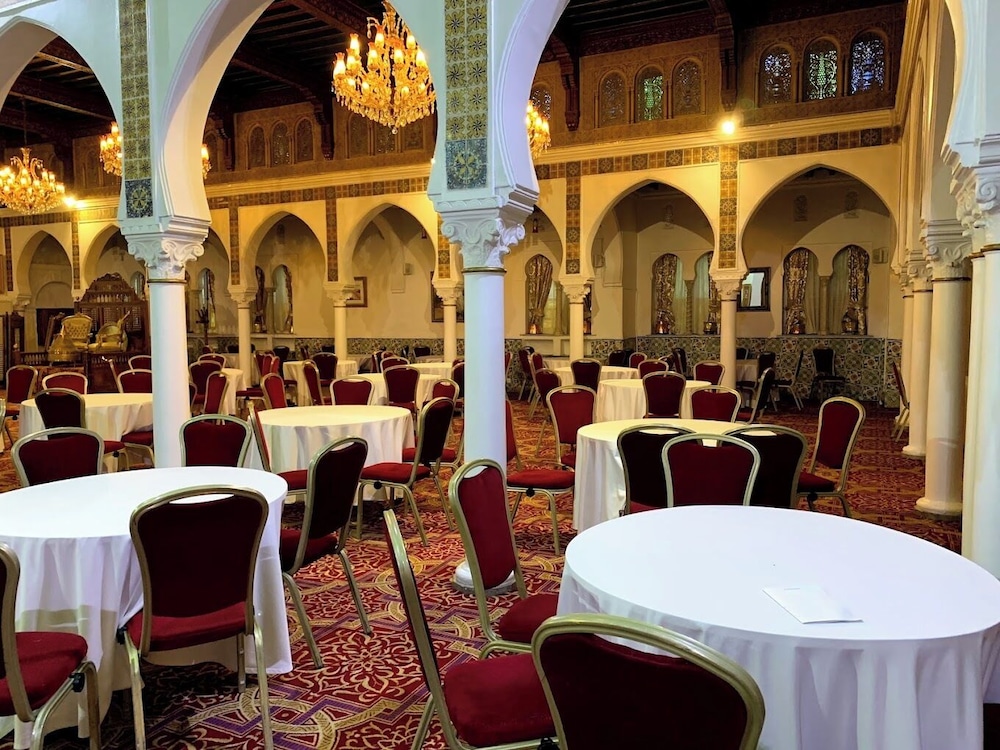 Hotel el Djazair 63/68