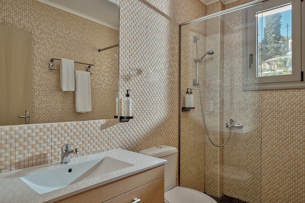 Paleokastritsa Palace Hotel - Adults Only 47/48