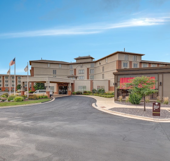 Doubletree By Hilton Bloomington 68/76