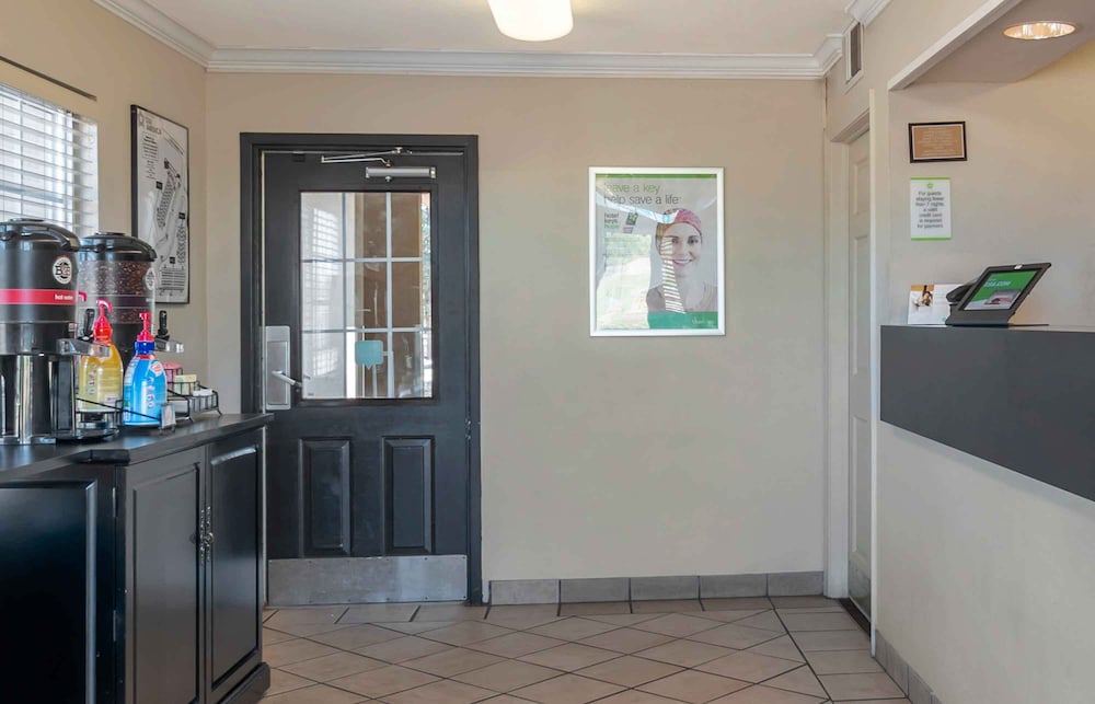 Extended Stay America - Kansas City - Shawnee Mission 9/35