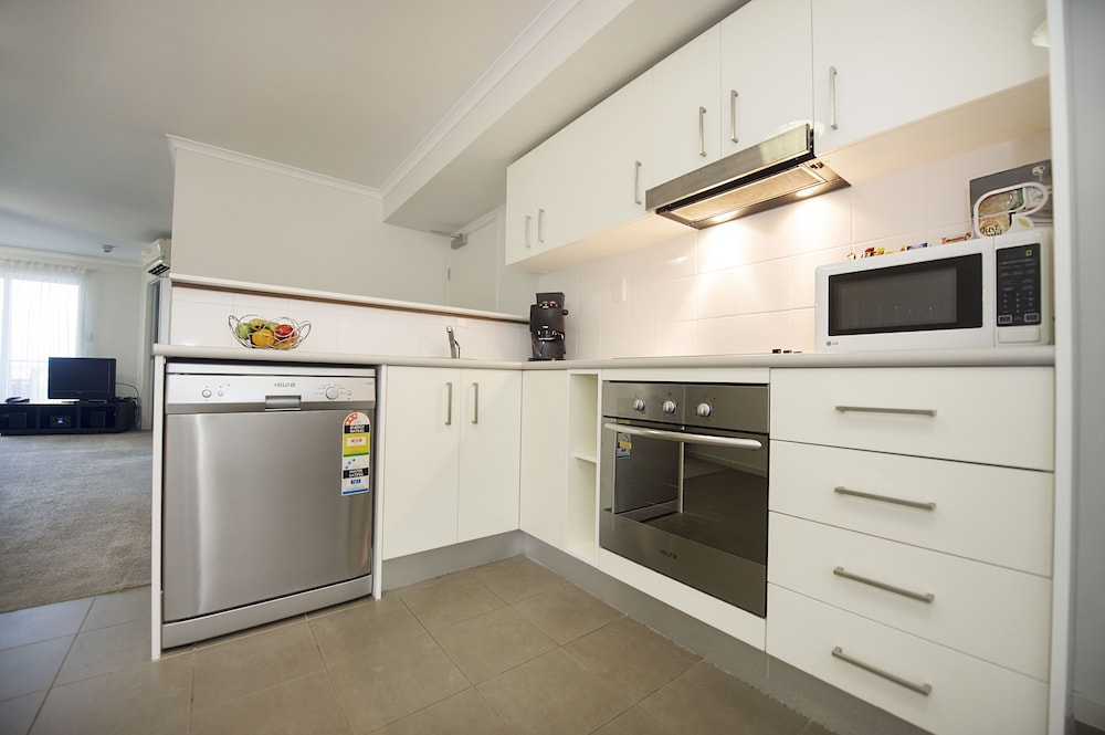 GLADSTONE CITY CENTRAL APARTMENT HOTEL 9/46