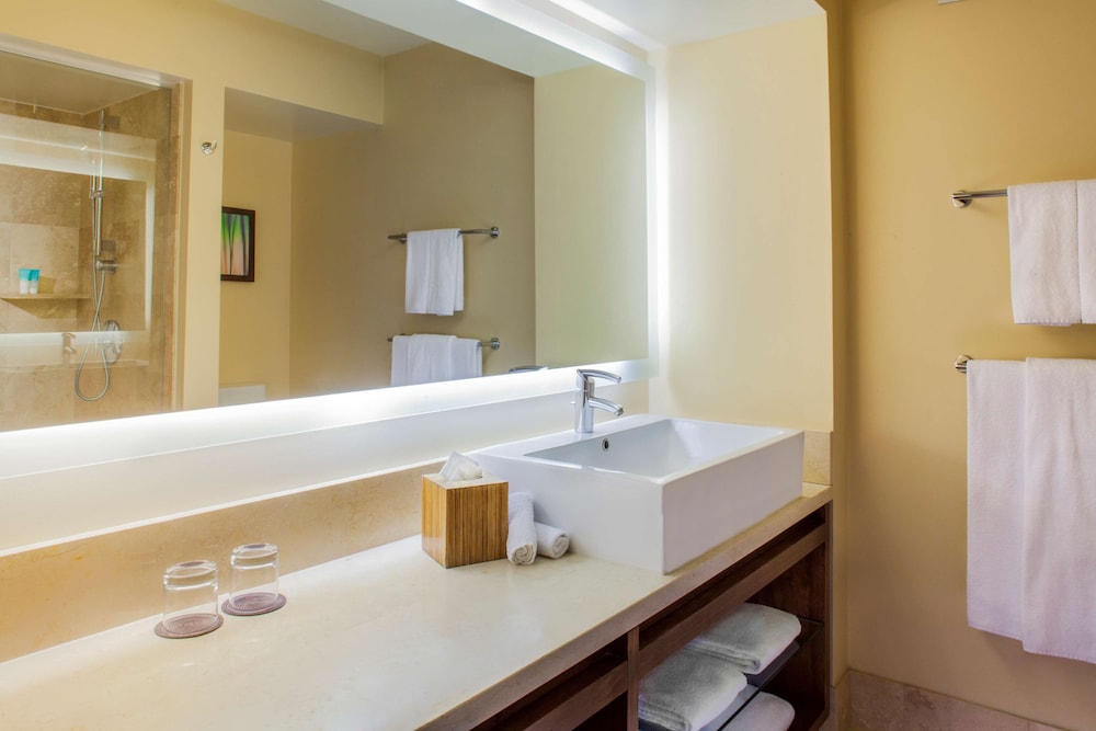 Hyatt Regency Monterey Hotel and Spa on Del Monte Golf Course 10/67