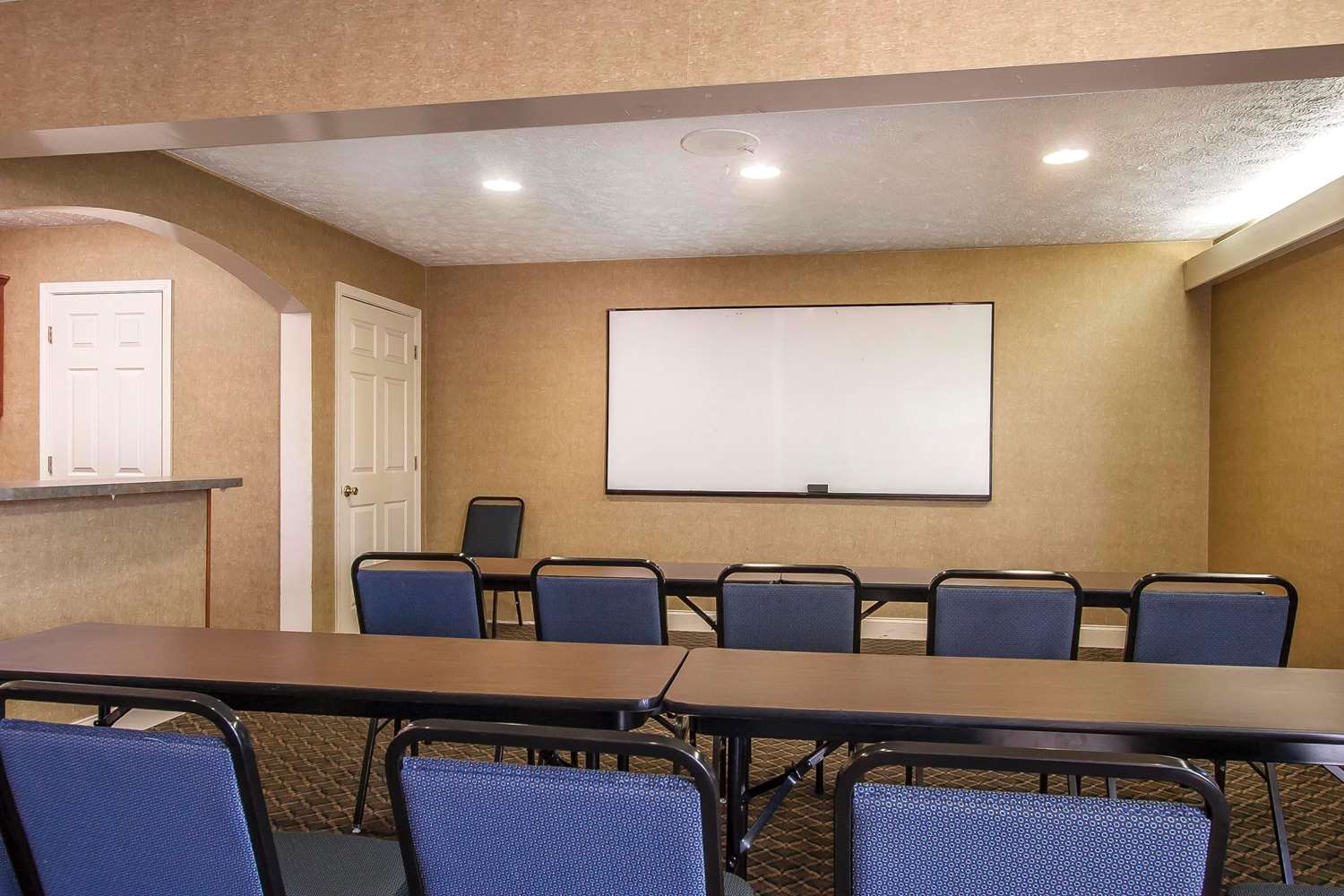Quality Inn & Suites Covington 20/24