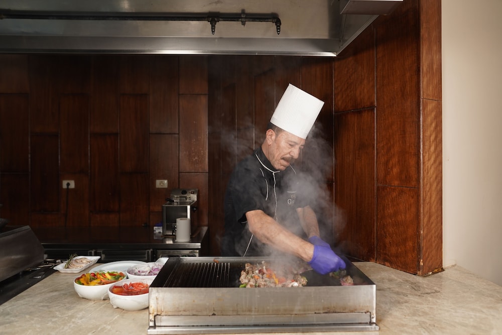 The Grand Plaza Hotel Smouha 7/68