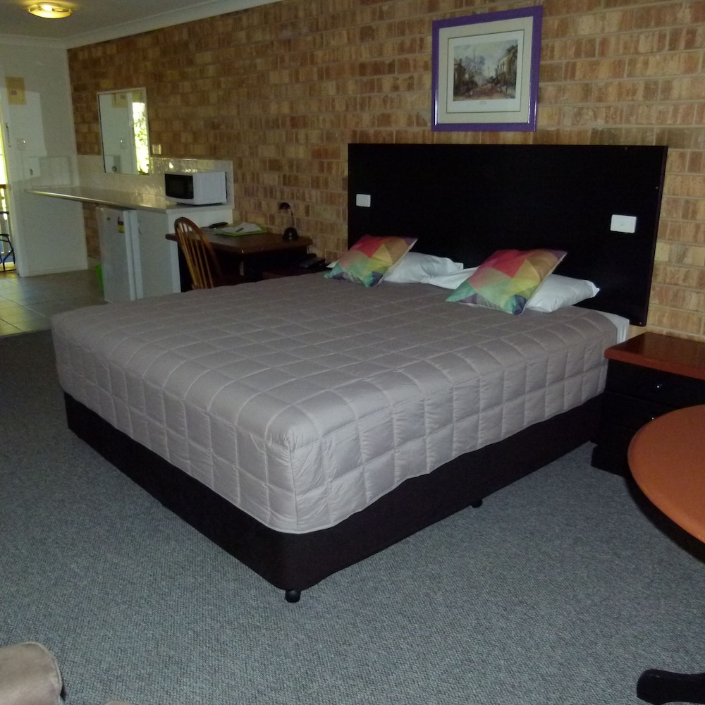 LISMORE WILSON MOTEL 12/61