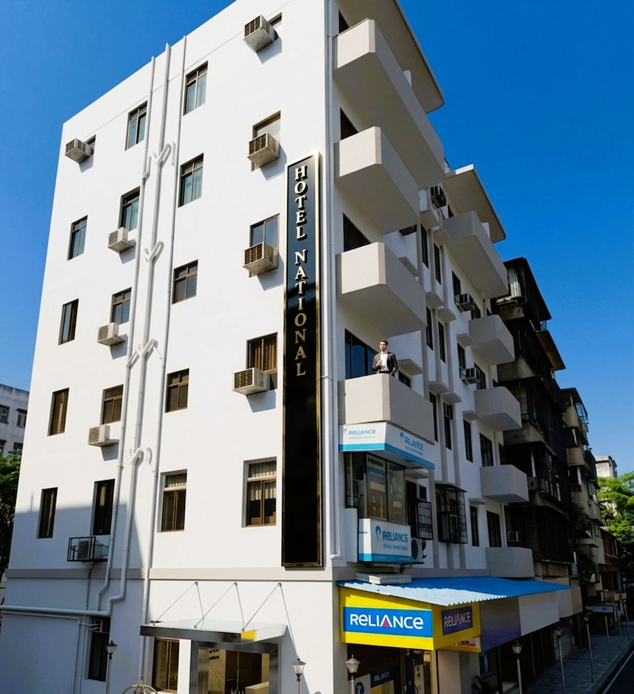 Hotel National 3/50