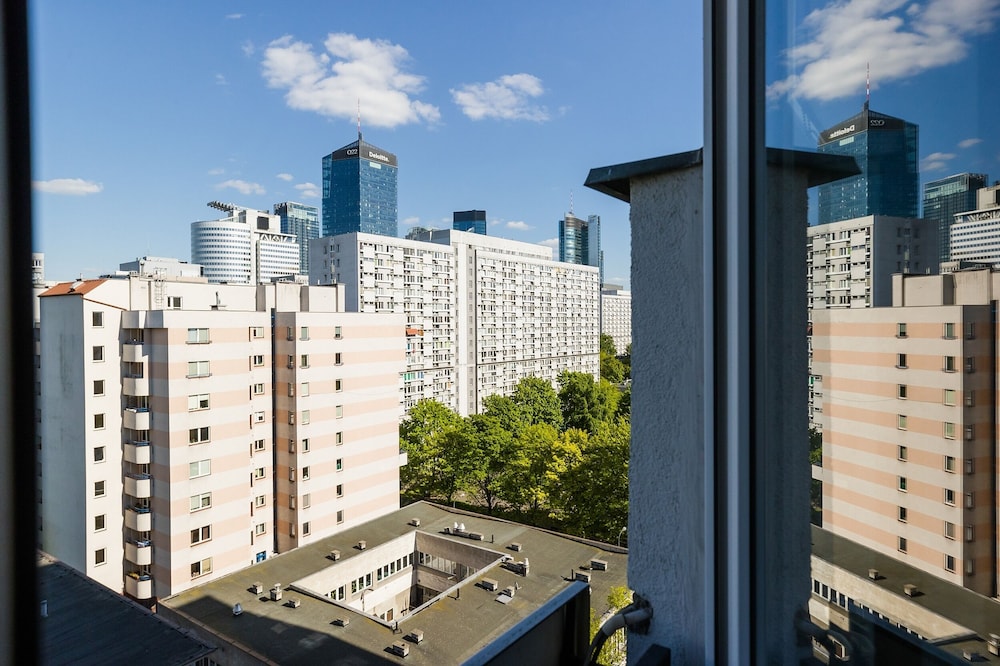 ShortStayPoland Chlodna B21 1/23