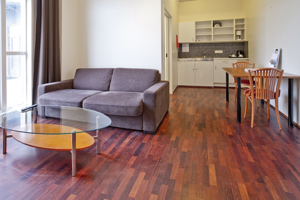 Fosshotel Baron 27/50