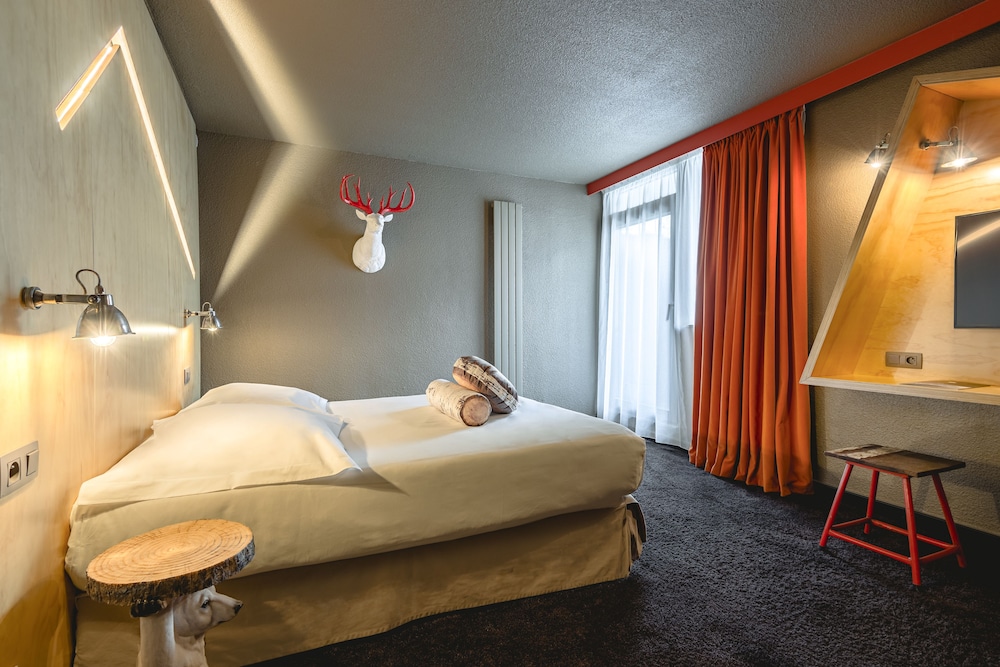 Hotel Le Refuge Des Aiglons Formerly Best Western Hotel Les Aiglons Resort And Spa 32/69
