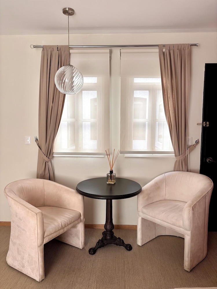 Casa Bonita Hotel and Luxury Residence 30/50