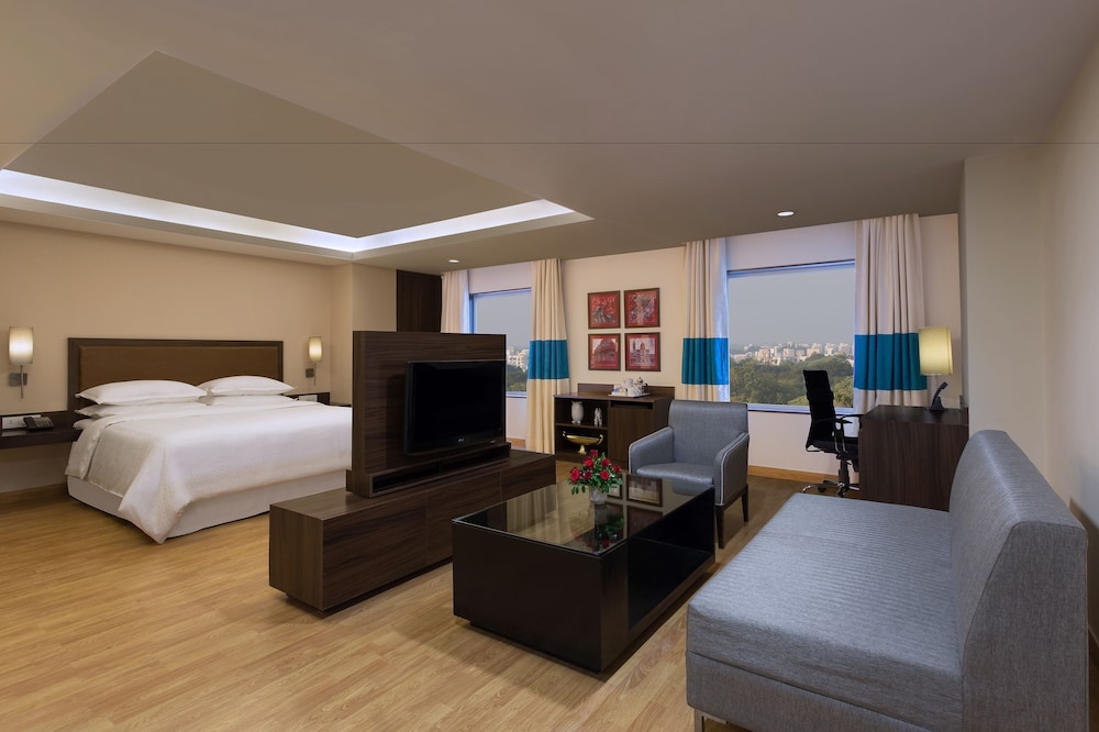 FOUR POINTS BY SHERATON VADODARA 10/22