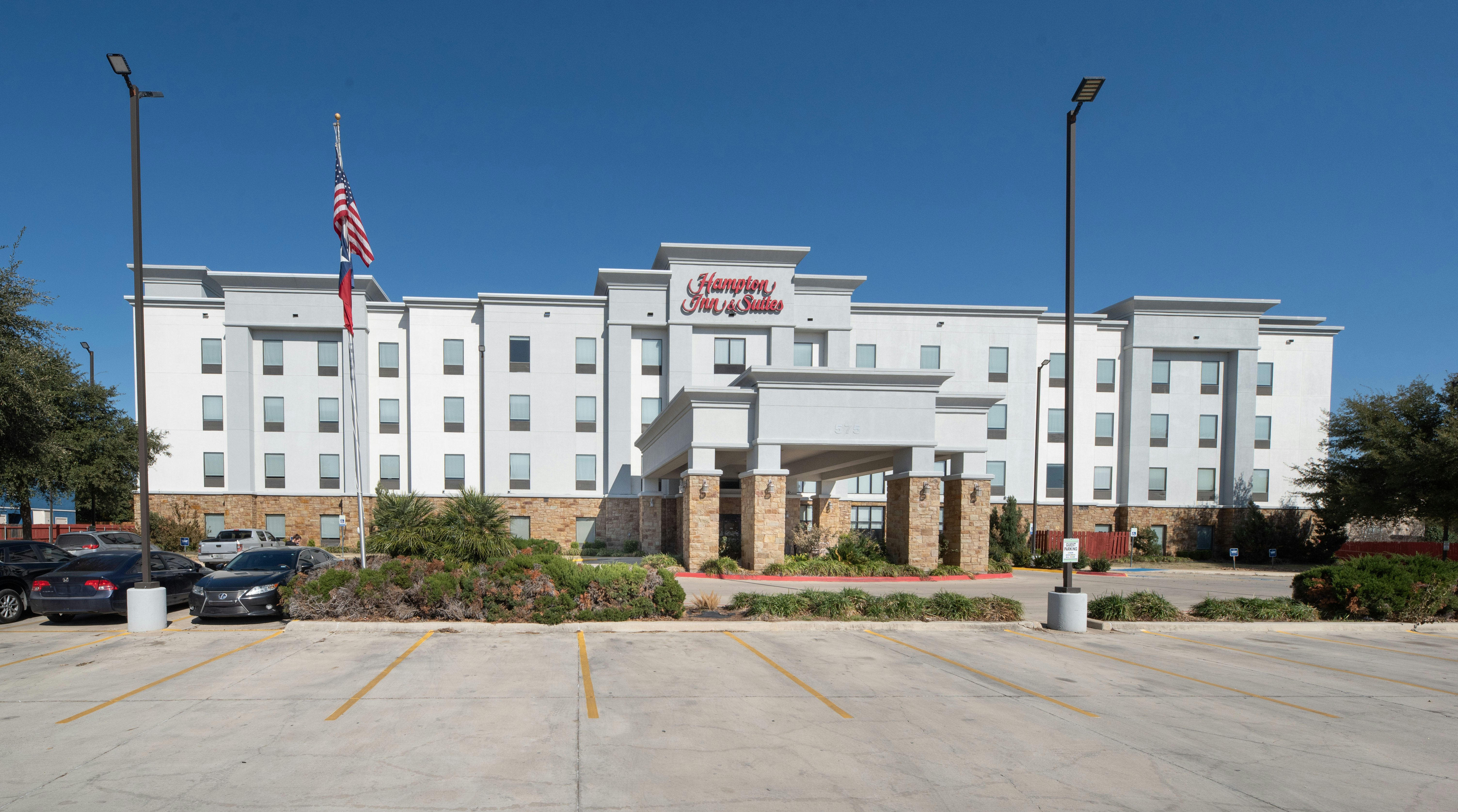 Hampton Inn & Suites New Braunfels 57/66