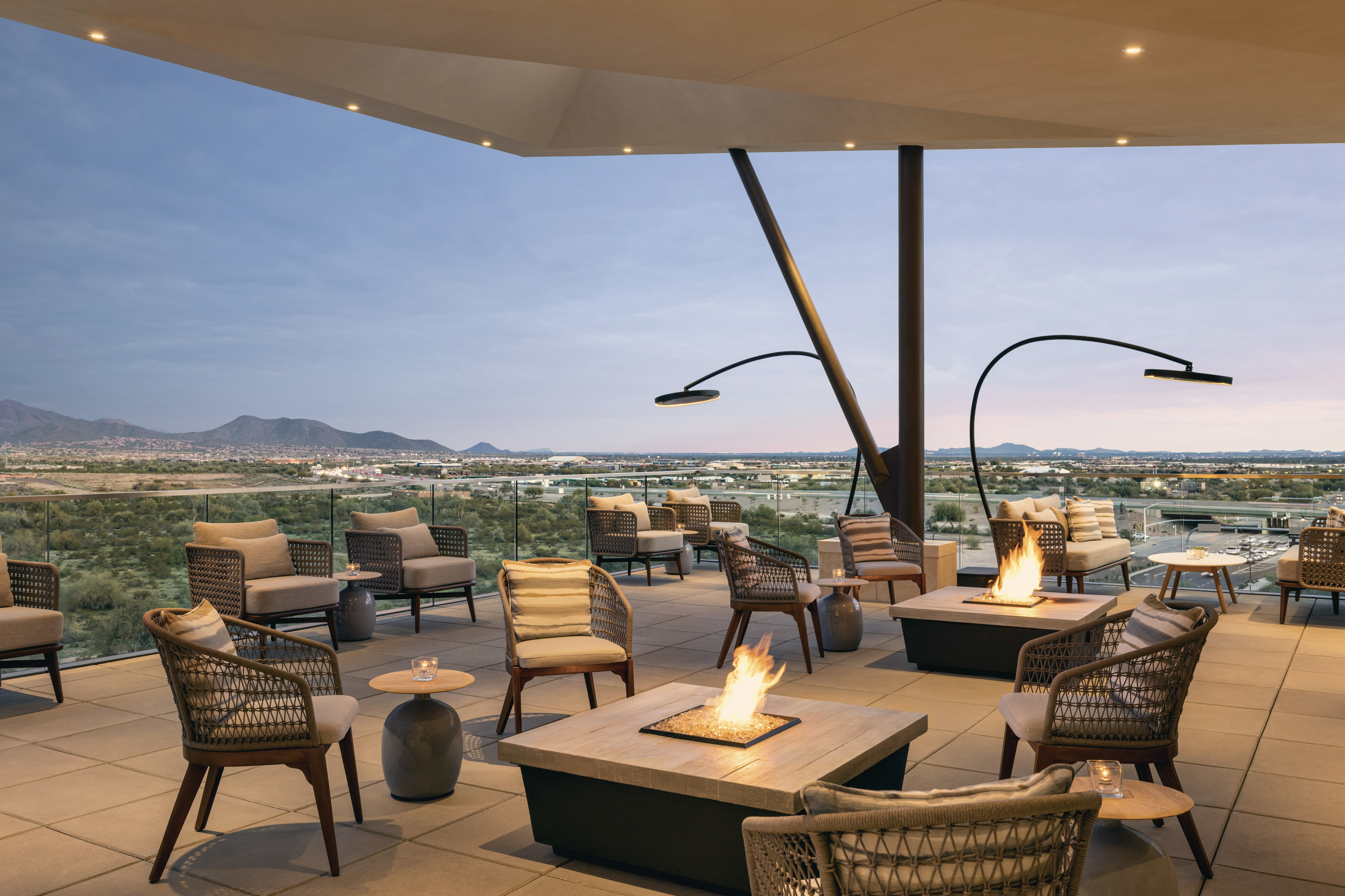 Hilton North Scottsdale at Cavasson 26/50