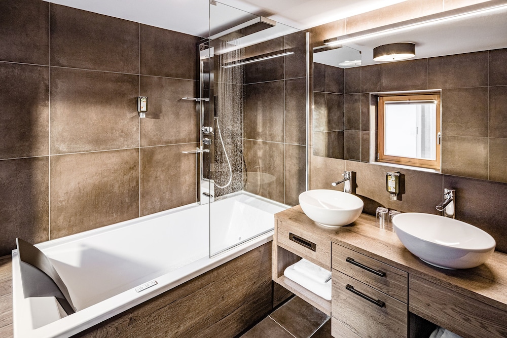 Boutique and Fashion Hotel Maciaconi 50/50