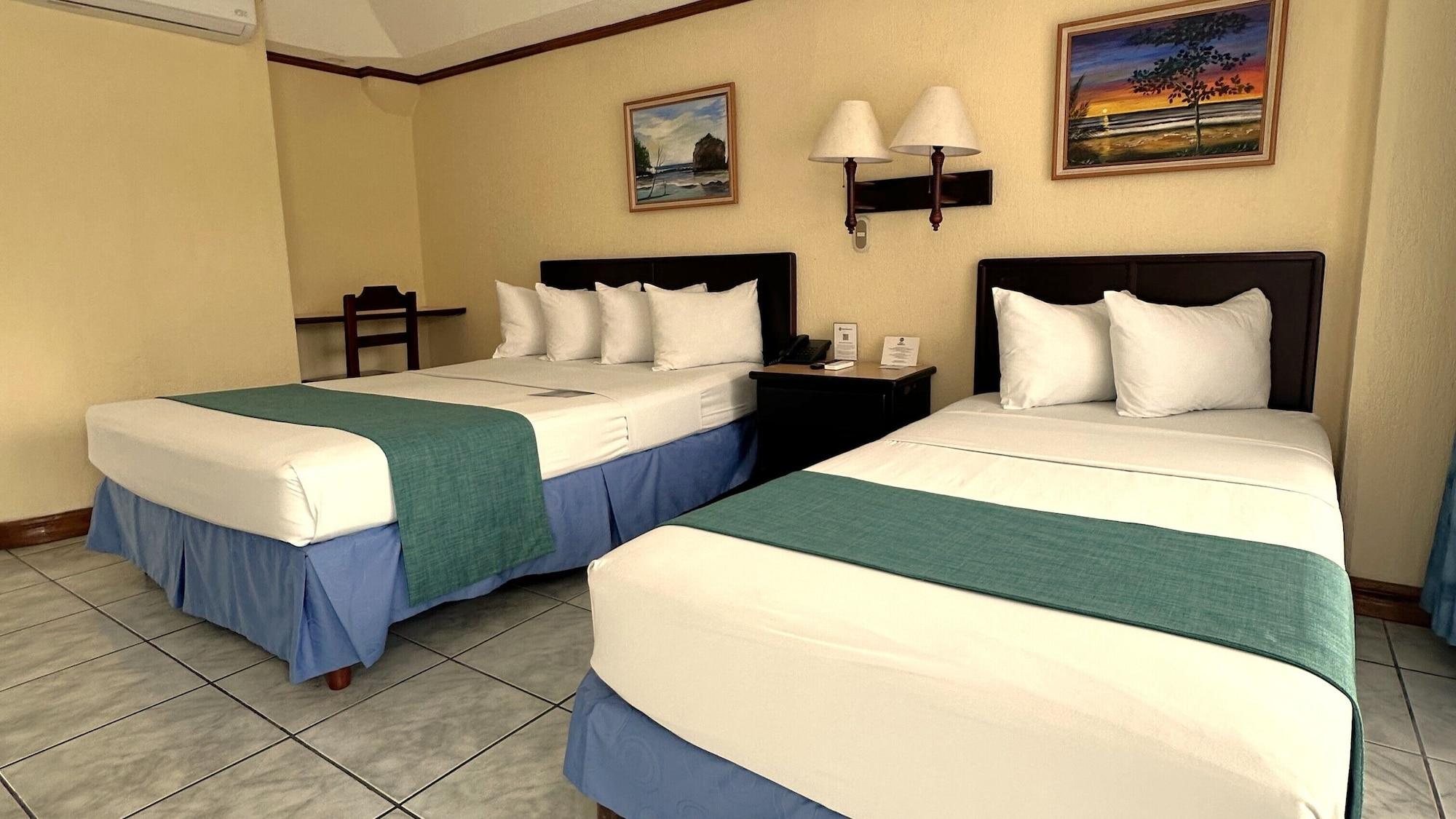 Superior, Multiple Beds