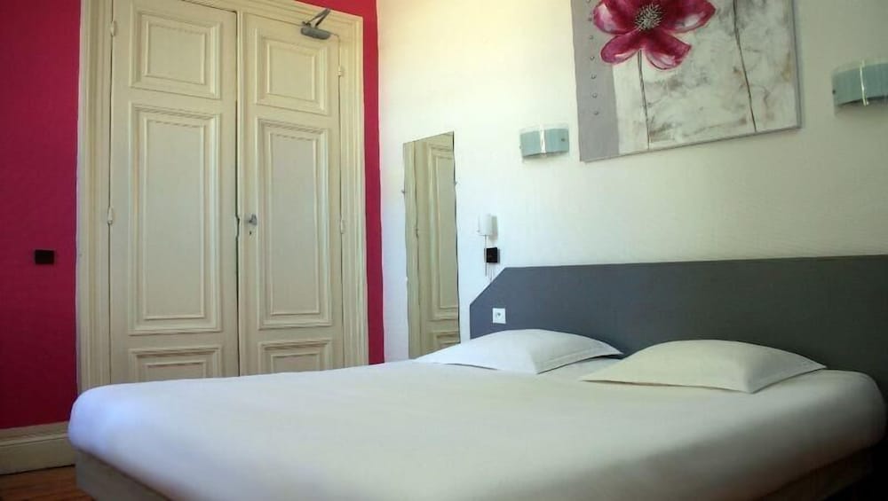 HOTEL NOTRE DAME 26/47