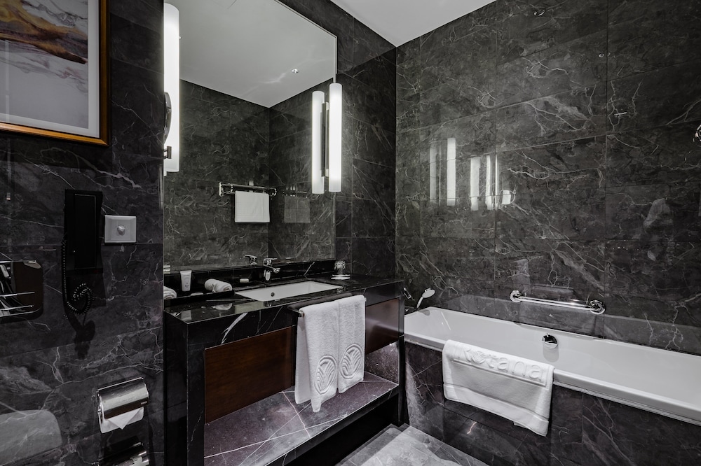 Johari Rotana 22/66