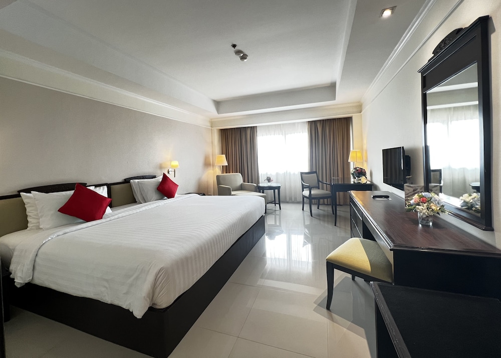 Mercure Chiang Mai Hotel 20/61