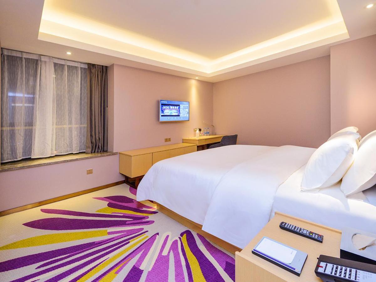 Lavande Hotel (Chengdu Xinjin Rulin Road Metro Station) 7/37