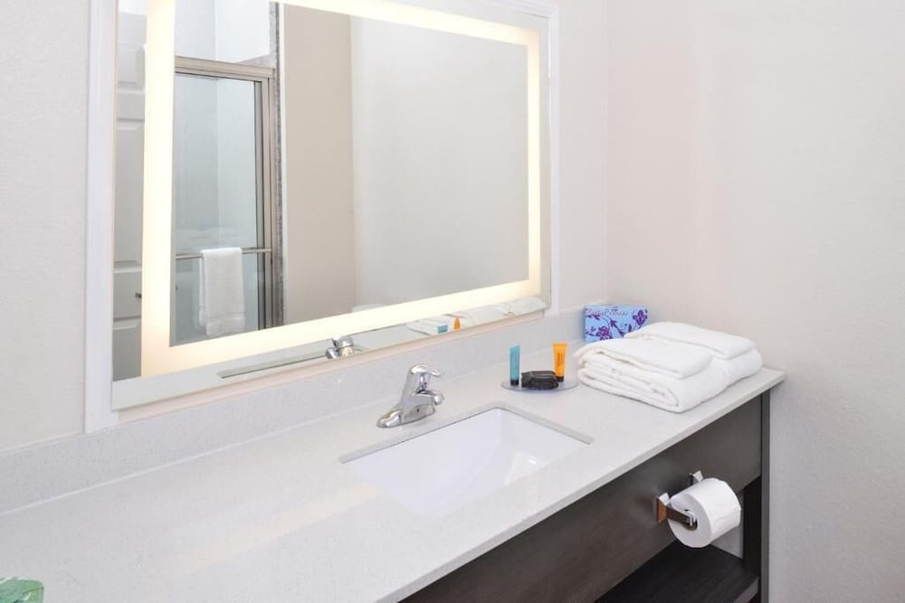 アメリカズ ベスト バリュー イン&スイーツ ヒューストン NW 写真2