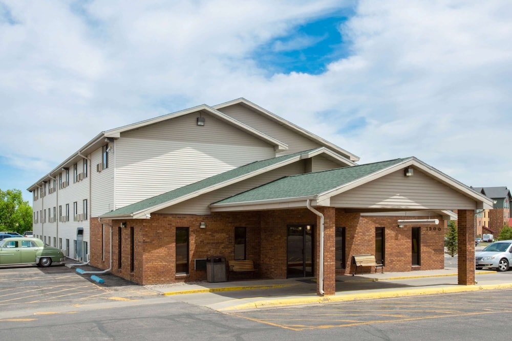 Super 8 By Wyndham Cheyenne Wy 1/32