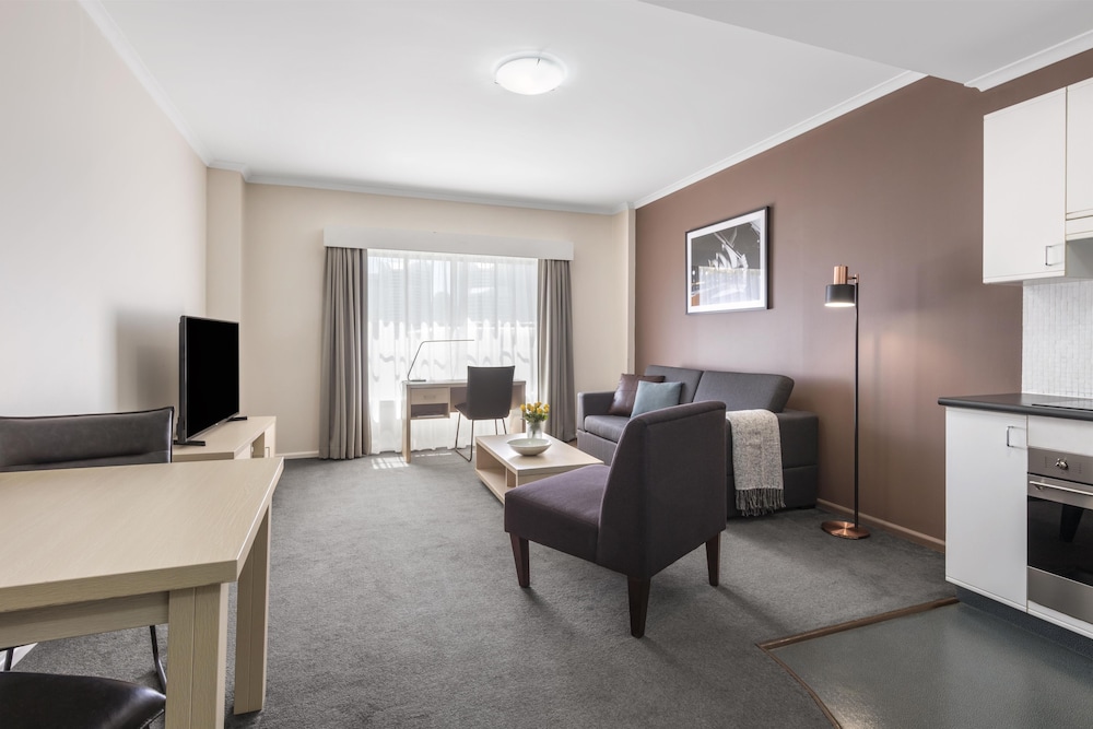 Oaks Sydney Goldsbrough Suites 59/69