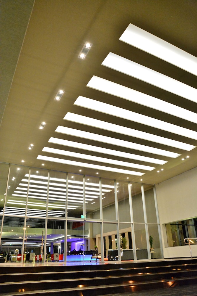 Savoy Hotel Encarnacion 38/69