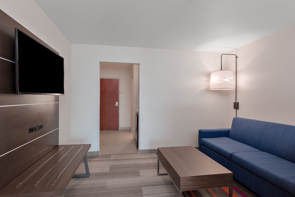 Holiday Inn Express Ellensburg 38/62