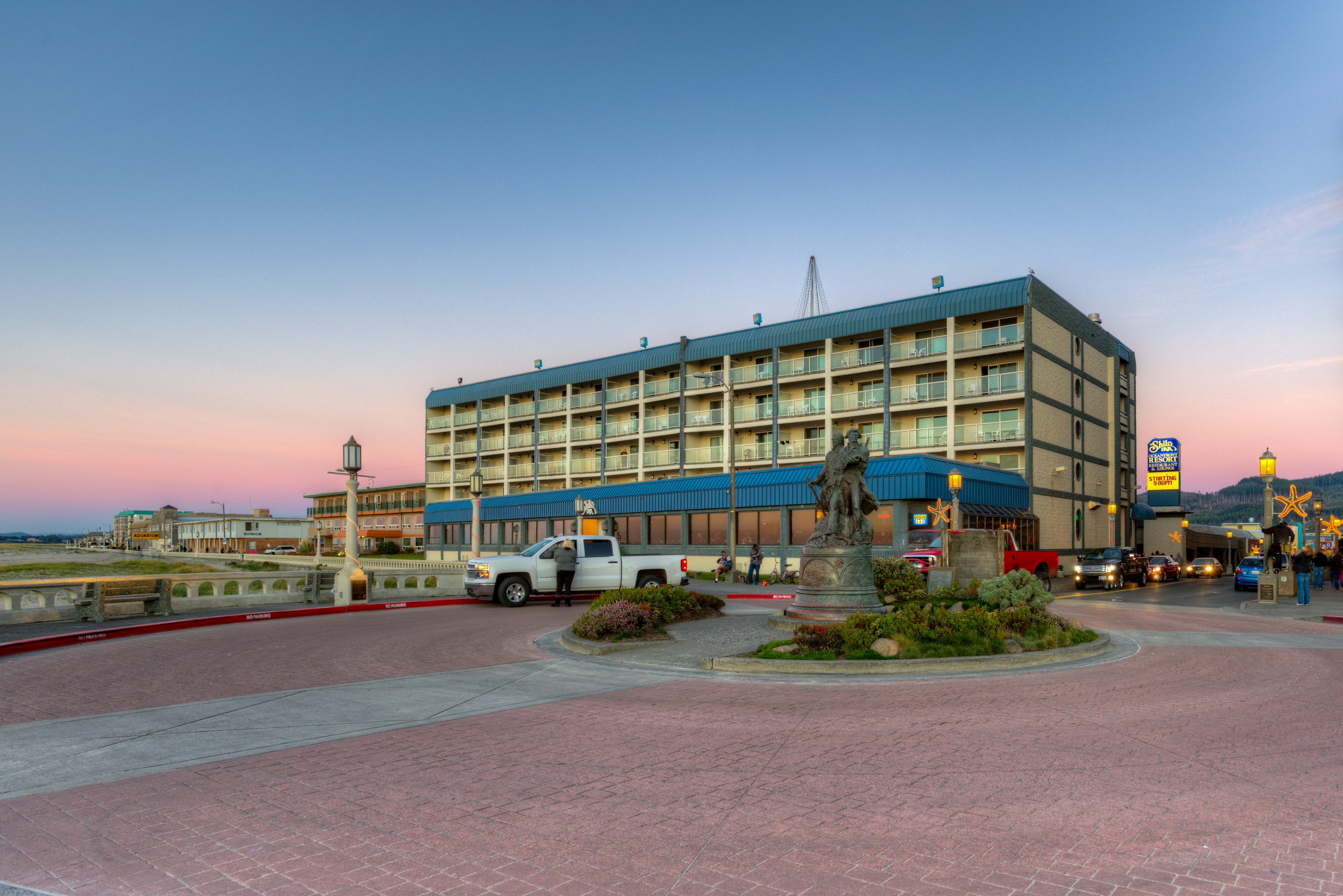 Promenade Inn And Suites Ocean Front 2/28