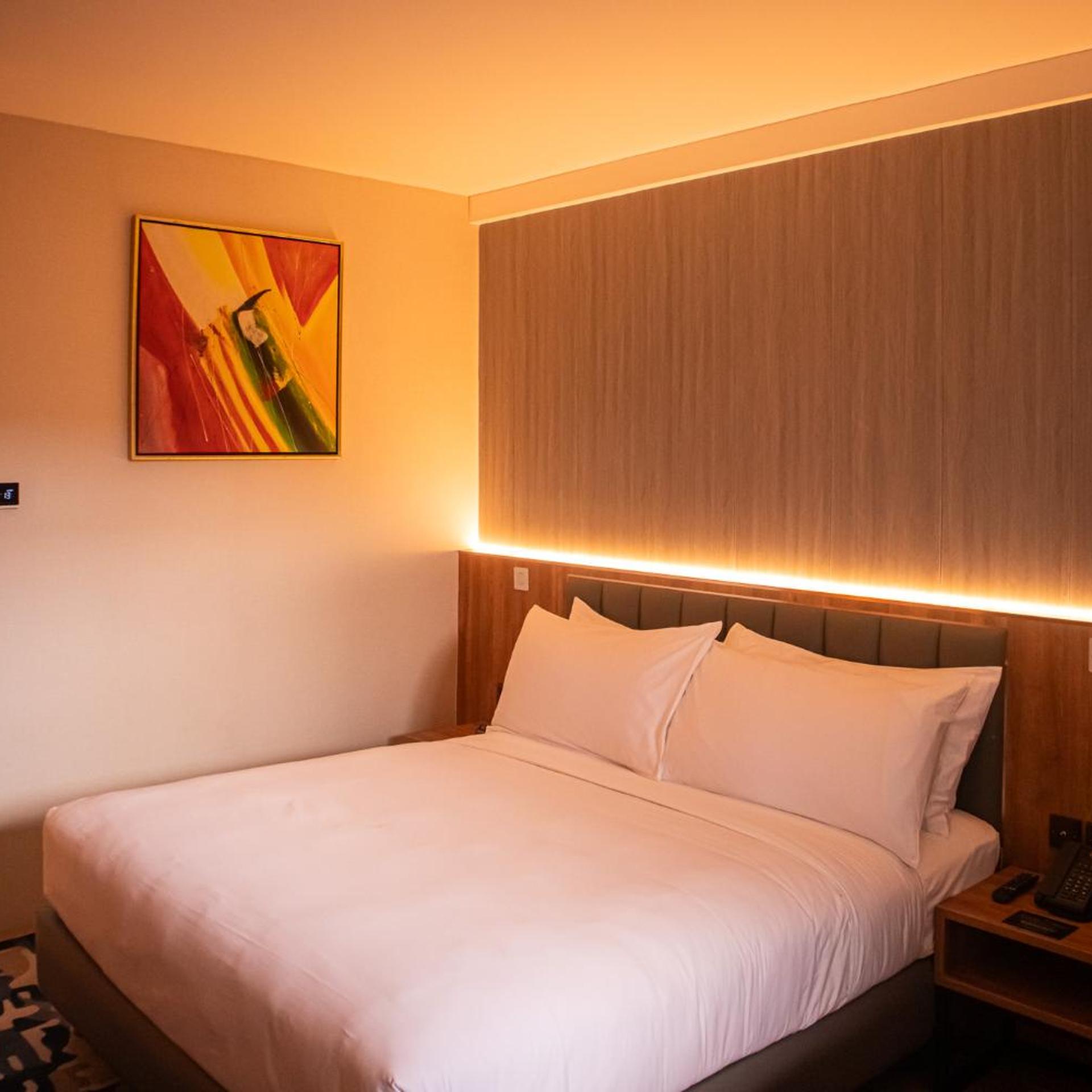 Superior, King Bed