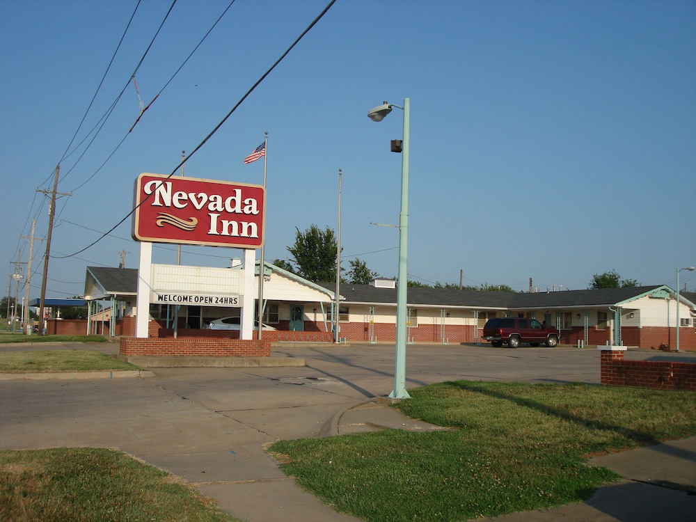 Nevada Inn 18/27
