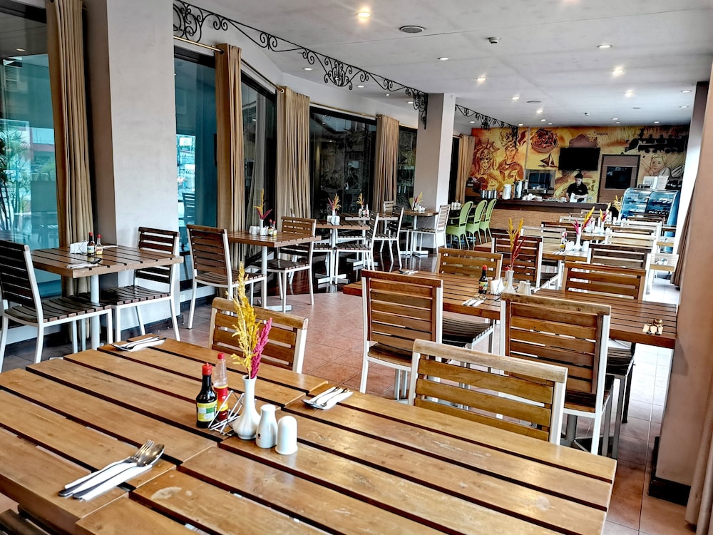 Casa Leticia Business Inn 47/57