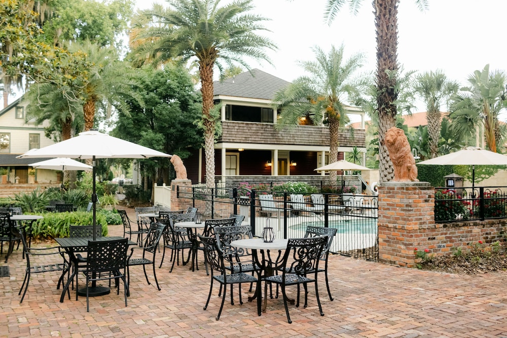The Collector Luxury Inn And Gardens 43/52