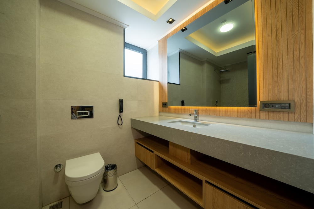 Batihan Vadi Hotel 88/89