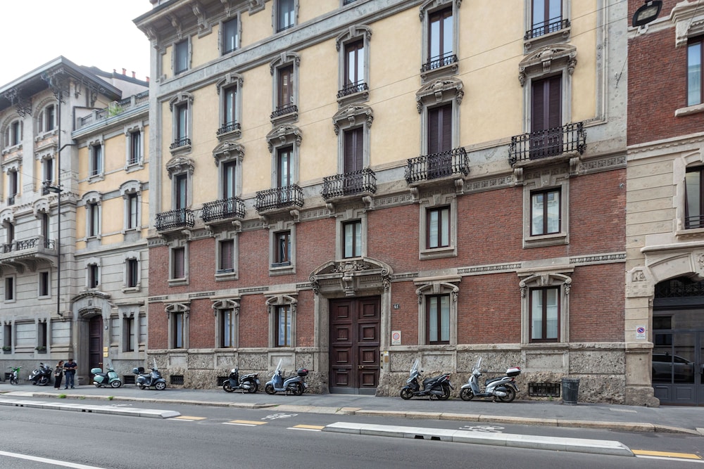 Brera Apartments In San Babila 41/50