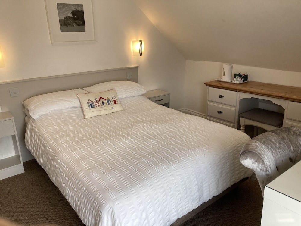 Summer Breeze Guest House - B&B 7/42