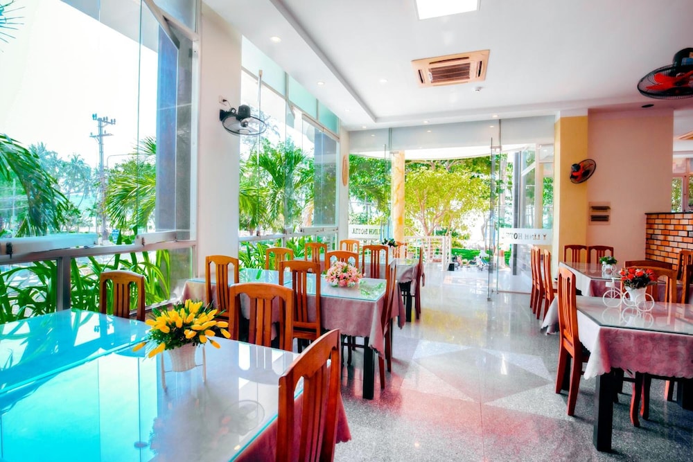 Y Linh Hotel 51/58