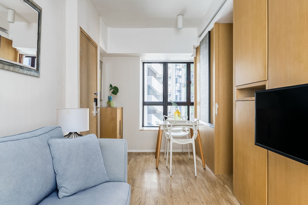 Ying nFlo, Hong Kong, Wan Chai 37/58
