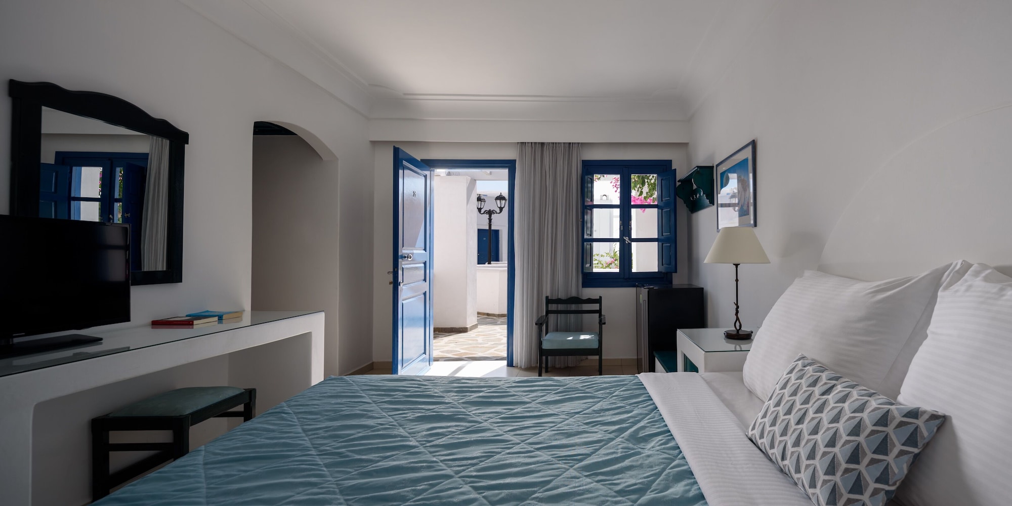 DUPLEX OR APARTMENT, FAMILY